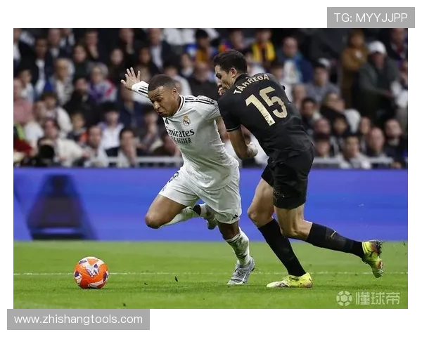 皇马中锋短缺问题逐步反映，对赛季战绩稳定性带来考验