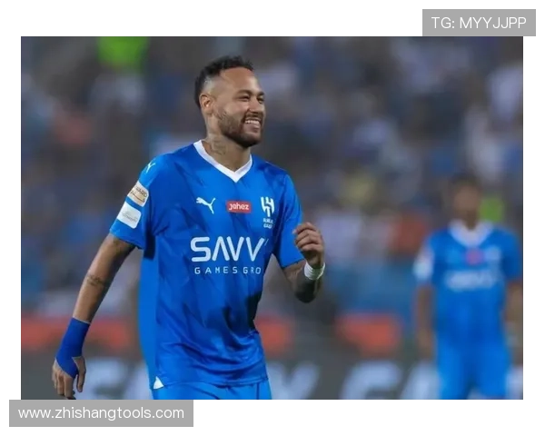 巴黎圣日耳曼金元足球危机：挥金如土却难塑豪门灵魂，战术更迭背后暗藏混乱管理隐患！